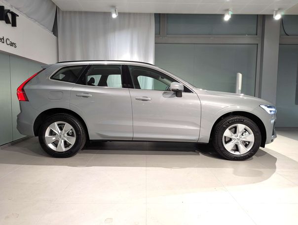 Volvo XC60 B4 145 kW image number 7