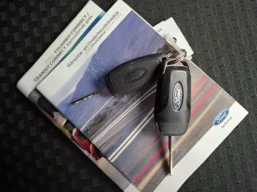 Car image 39