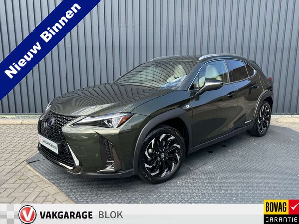 Lexus UX 250h 135 kW image number 2