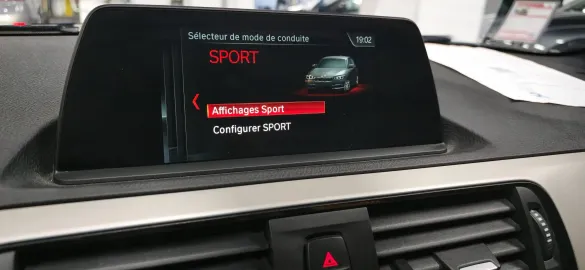 Car image 29