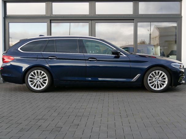 BMW 530d Touring xDrive Luxury Line 195 kW image number 24