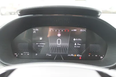 Car image 23
