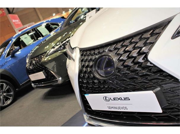 Lexus UX 135 kW image number 1