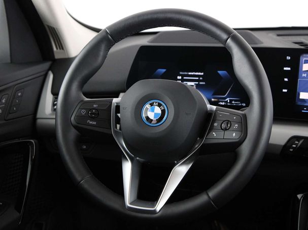 BMW X1 xDrive25e 180 kW image number 3