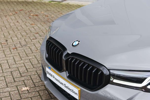 BMW 520i 135 kW image number 26