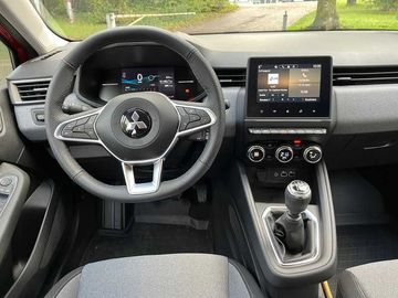 Car image 11