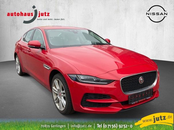 Jaguar XE P300 AWD SE 221 kW image number 6