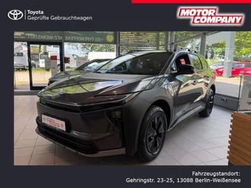 Car image 2