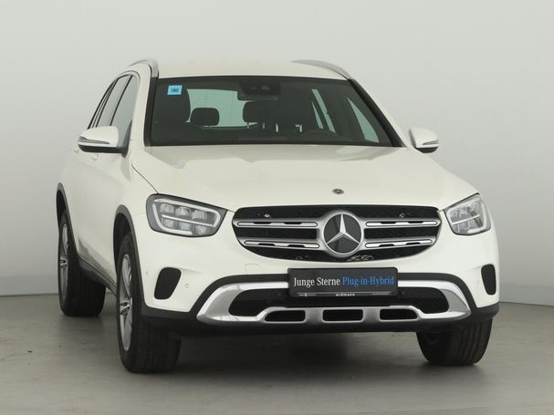 Mercedes-Benz GLC 300 e 235 kW image number 3