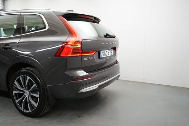 Volvo XC60 AWD T8 341 kW image number 3