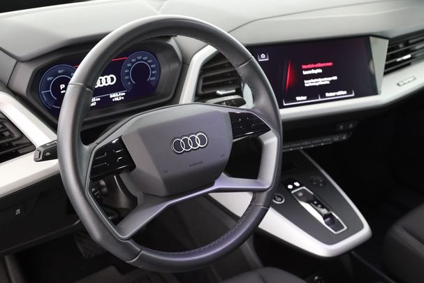 Audi Q4 35 e-tron 125 kW image number 12