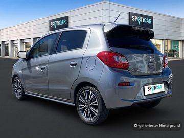 Car image 4
