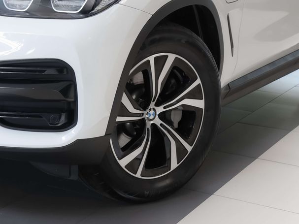 BMW X3 xDrive30e 215 kW image number 6