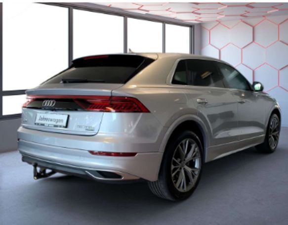 Audi Q8 55 TFSIe quattro S-line 280 kW image number 3