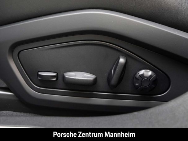 Porsche Taycan 320 kW image number 31