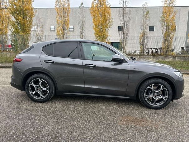 Alfa Romeo Stelvio 2.2 Q4 140 kW image number 4