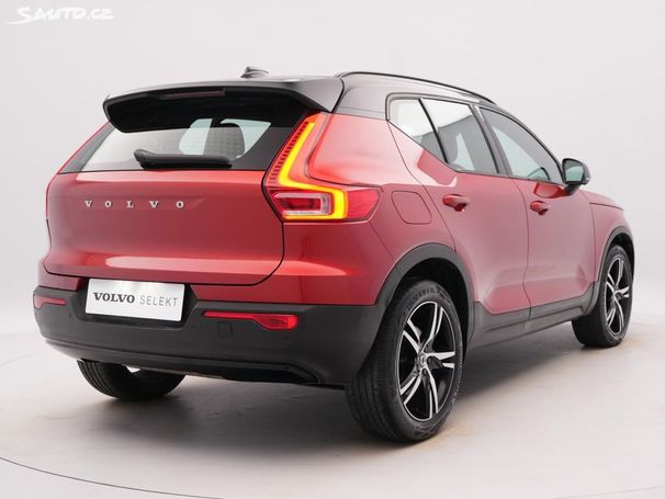 Volvo XC40 B5 R Design AWD 184 kW image number 11