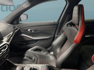 Car image 38
