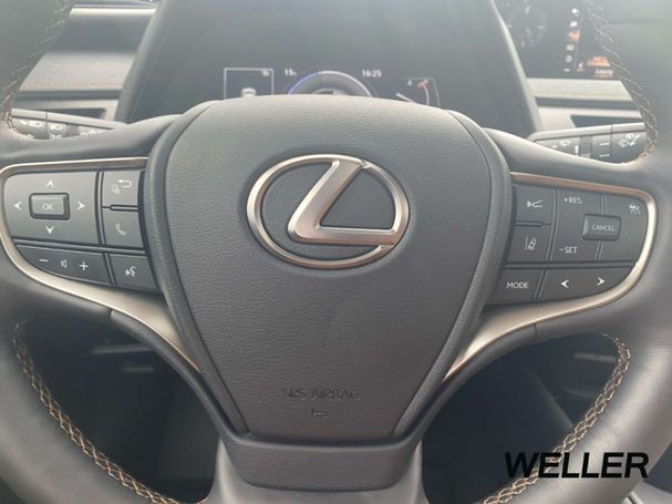 Lexus UX 250h 135 kW image number 17