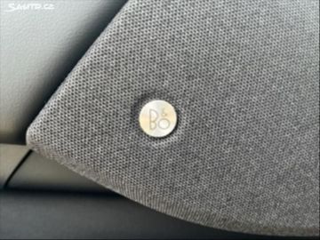 Car image 37