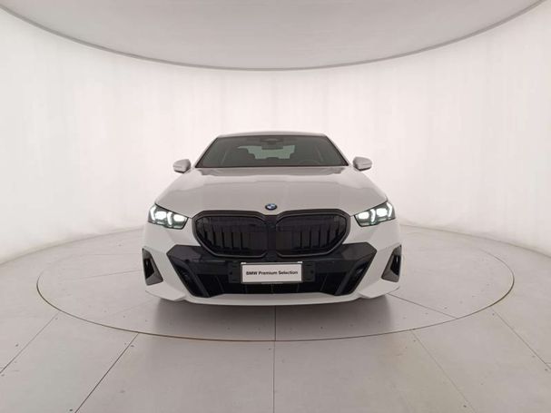 BMW 520d xDrive 145 kW image number 2