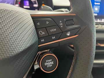Car image 33