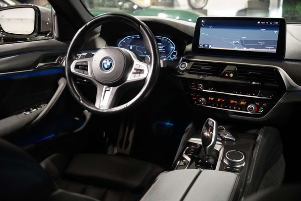 BMW 530i 135 kW image number 34