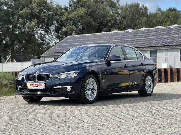 BMW 330 e Edition Luxury 185 kW image number 11