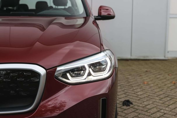 BMW iX3 210 kW image number 34