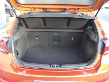 Car image 30