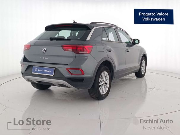 Volkswagen T-Roc 1.0 TSI T-Roc 81 kW image number 4