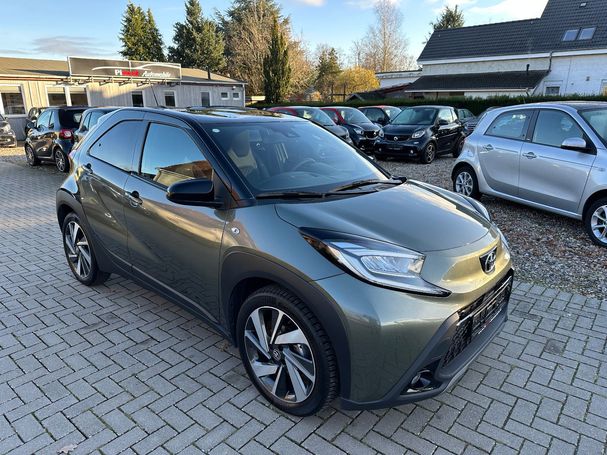 Toyota Aygo X 53 kW image number 2