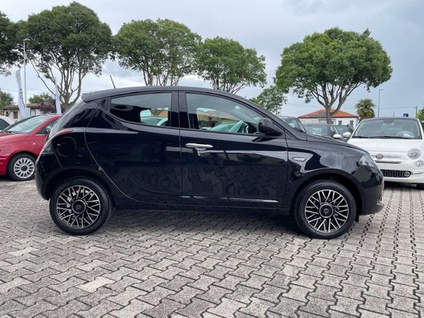 Lancia Ypsilon 51 kW image number 4