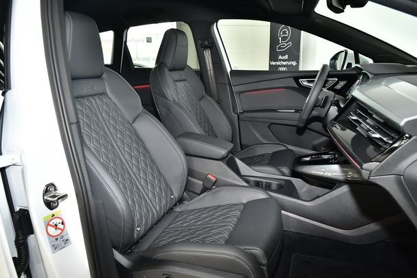 Audi Q4 55 quattro e-tron 250 kW image number 2