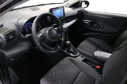 Car image 11