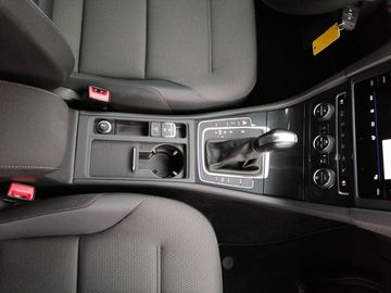 Car image 24