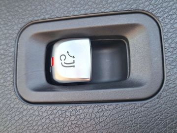 Car image 41