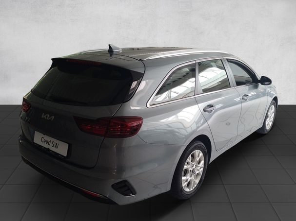 Kia Ceed 1.5 T-GDI Vision 118 kW image number 2