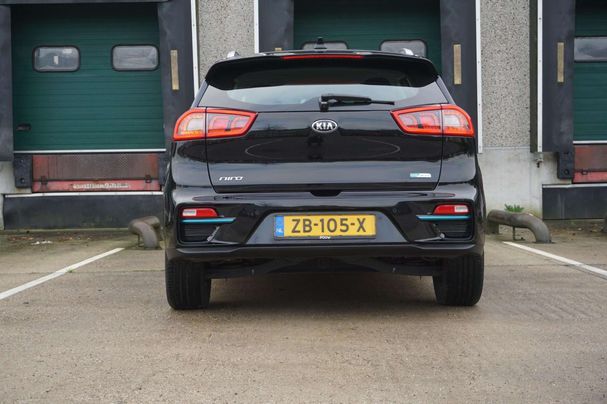 Kia Niro e 64 kWh 150 kW image number 13