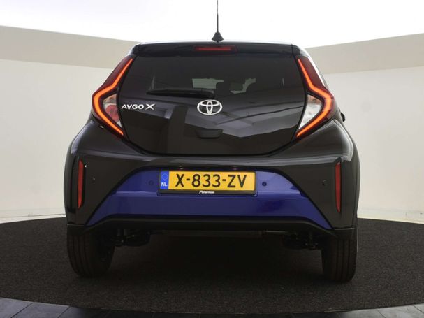 Toyota Aygo X 1.0 VVT-i 53 kW image number 6