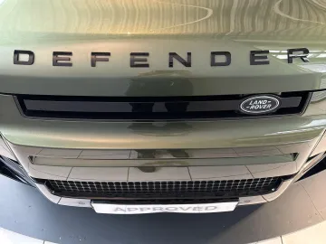 Car image 26