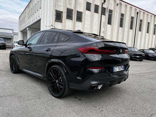 BMW X6 xDrive40d M Sport 259 kW image number 9