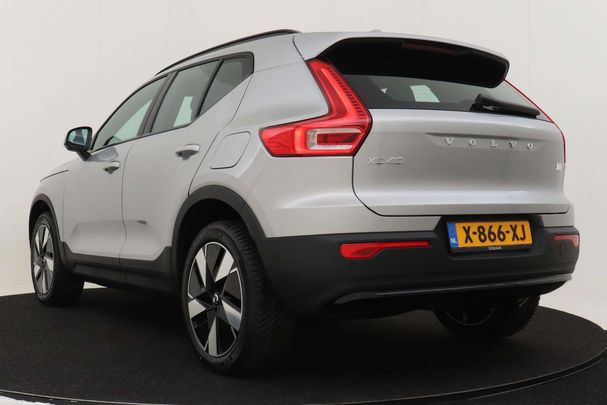 Volvo XC40 Single Motor Essential 175 kW image number 3