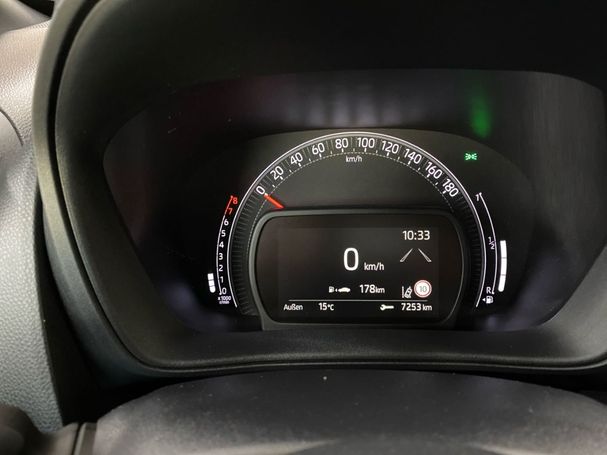 Toyota Aygo X 53 kW image number 15