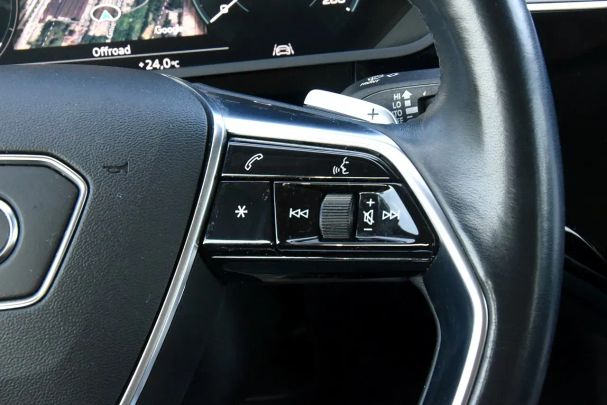 Audi e-tron 50 quattro 230 kW image number 32