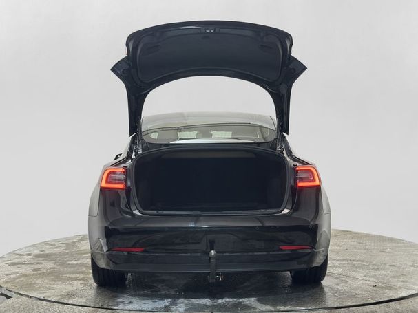 Tesla Model 3 Performance Long Range AWD 324 kW image number 8