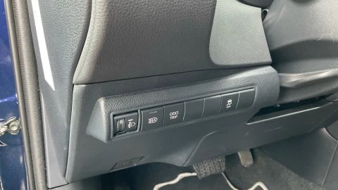 Car image 33