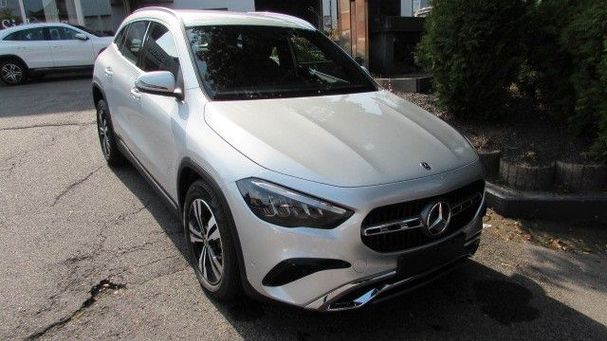 Mercedes-Benz GLA 180 100 kW image number 13