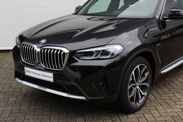 BMW X3 xDrive30e 215 kW image number 1