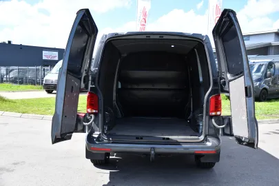 Car image 35